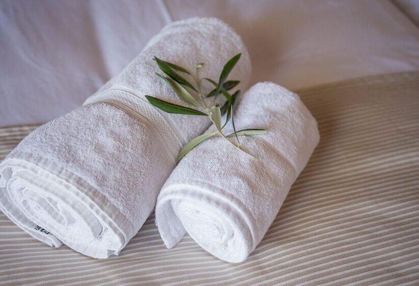 Krouzeri Beach Apartments