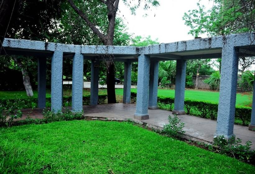 Kstdc Hotel Mayura Bhuvaneshwari Kamalapur