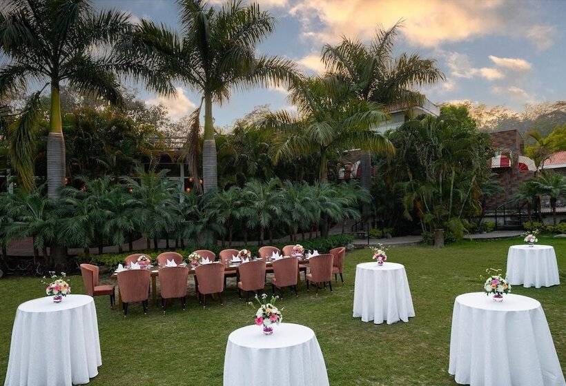 Country Inn Tarika Resort Jim Corbett