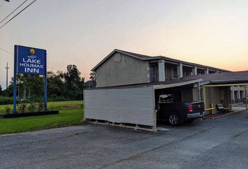 فندق على الطريق Lake Houma Inn