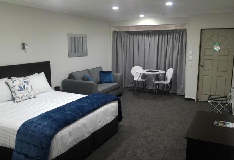 مُتل White Heron Motor Lodge