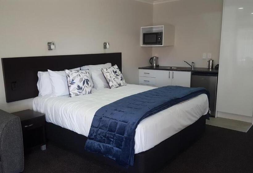 مُتل White Heron Motor Lodge