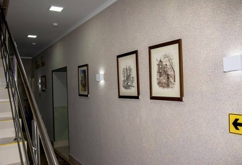 Otel Elisa Inn