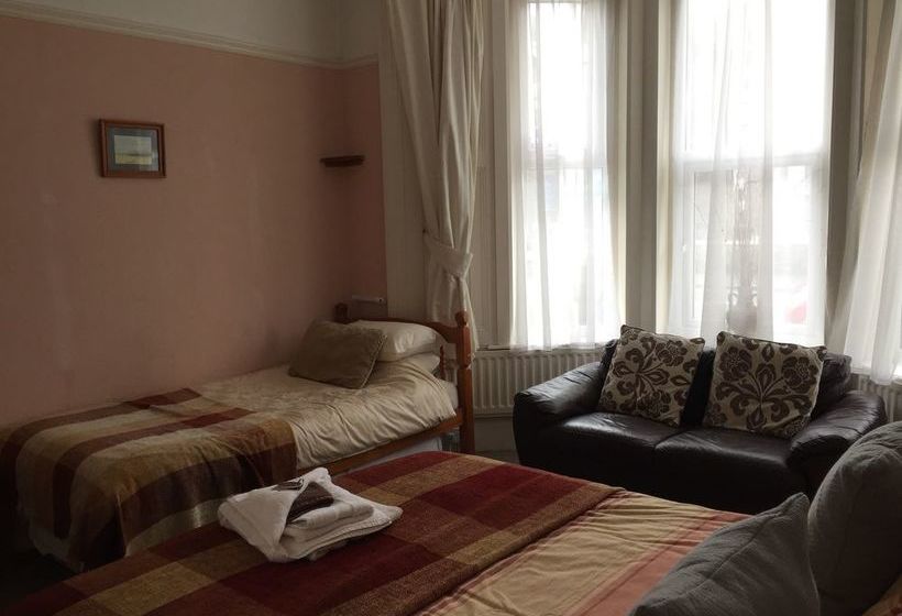 Пансион Albany Lodge Guest House