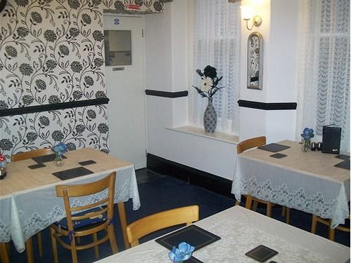 Пансион Albany Lodge Guest House