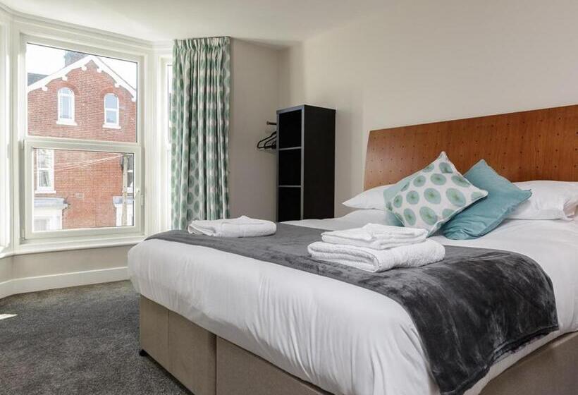 Пансион Blue Star House