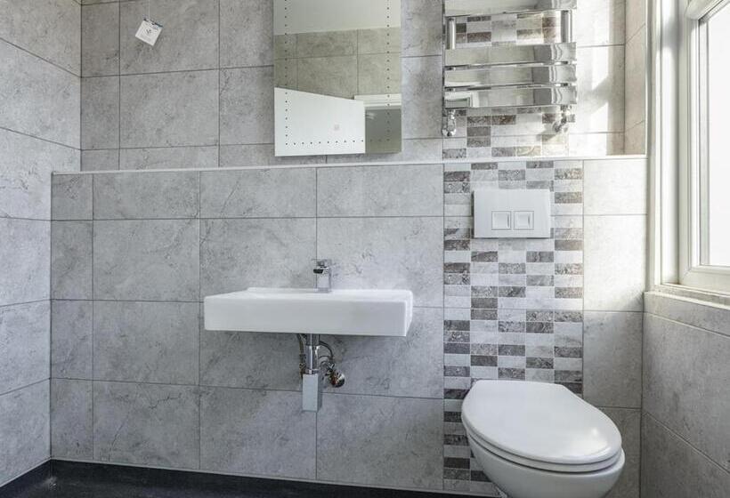 Пансион Blue Star House