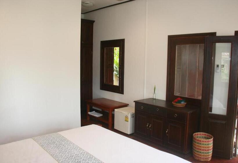 بنسيون Cold River