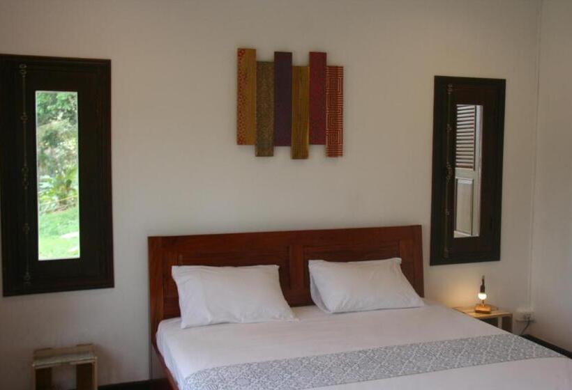 بنسيون Cold River