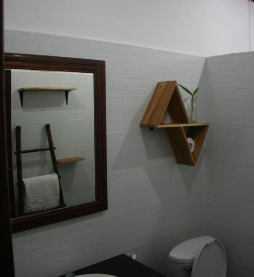 بنسيون Cold River