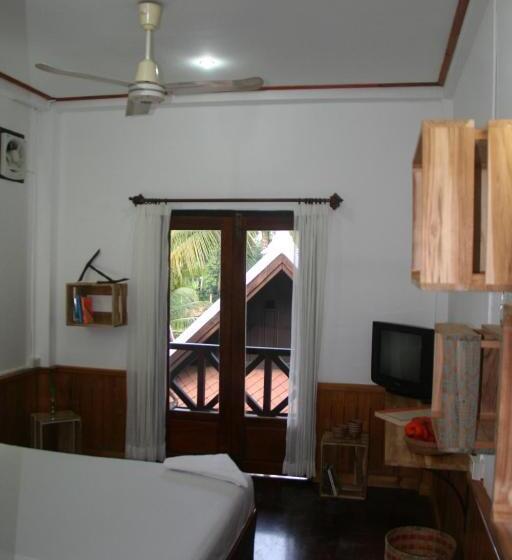 بنسيون Cold River