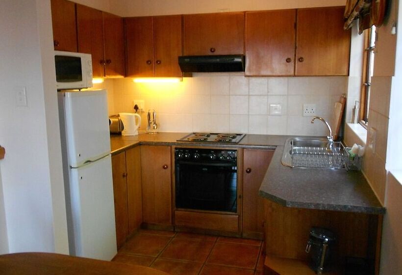 פנסיון Red Mountain House