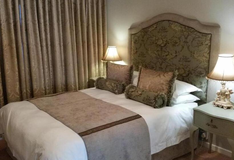 膳宿费 Royal Ridge Guest House