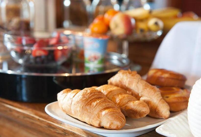 Пансион Strathallan Bed And Breakfast