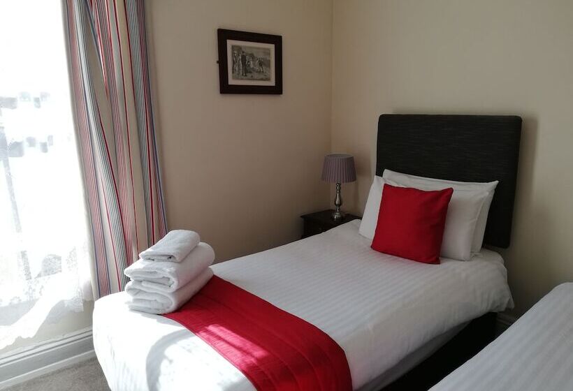 פנסיון The Claremont