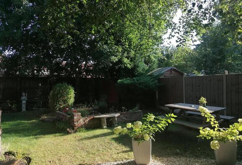 פנסיון The Claremont