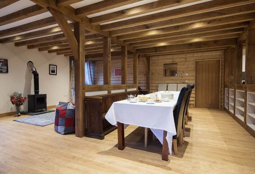 פנסיון Tynrhyd Retreat