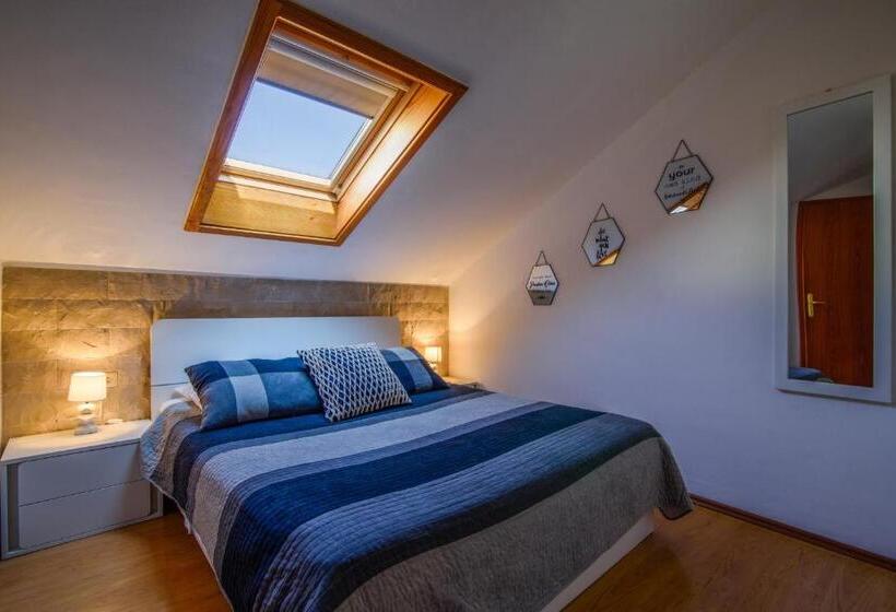 פנסיון Villa Jidro