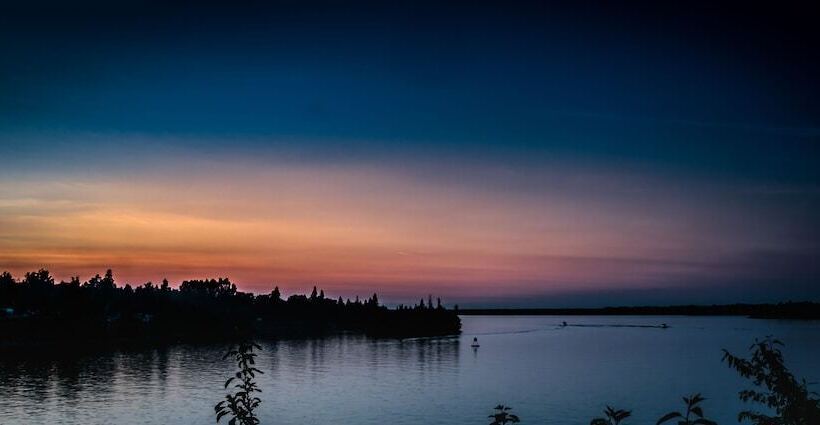 渡假胜地  Centre De Villégiature Dam En Terre