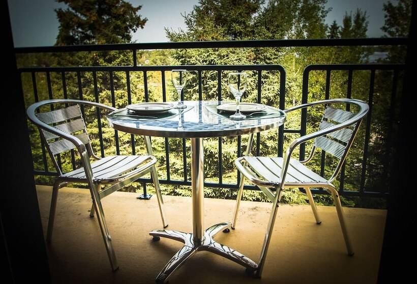 渡假胜地  Centre De Villégiature Dam En Terre