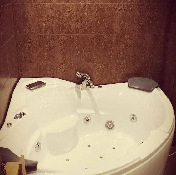 אתר נופש Continental