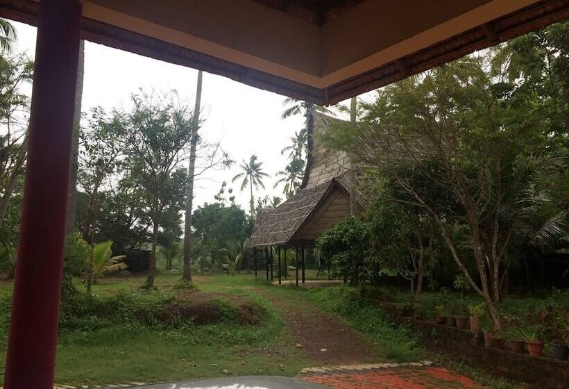 استراحتگاه Thiruvambadi Beach Retreat