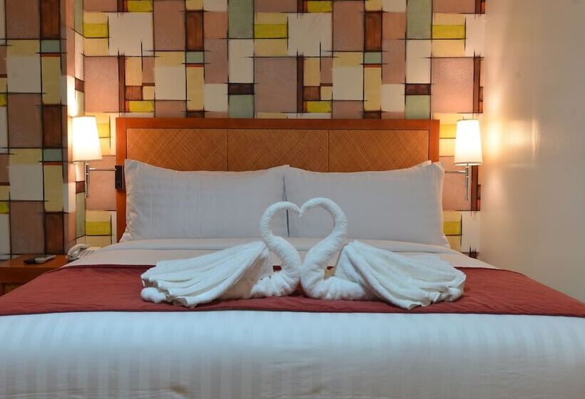 Royal Suites Condotel