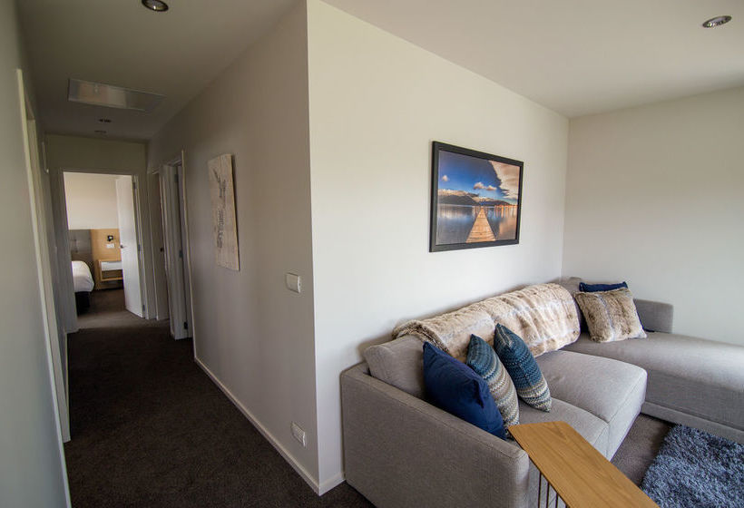 Te Anau Deluxe Apartments