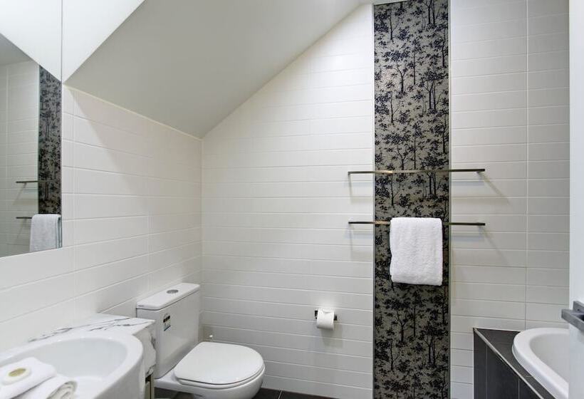 The Butter Factory Byron Bay