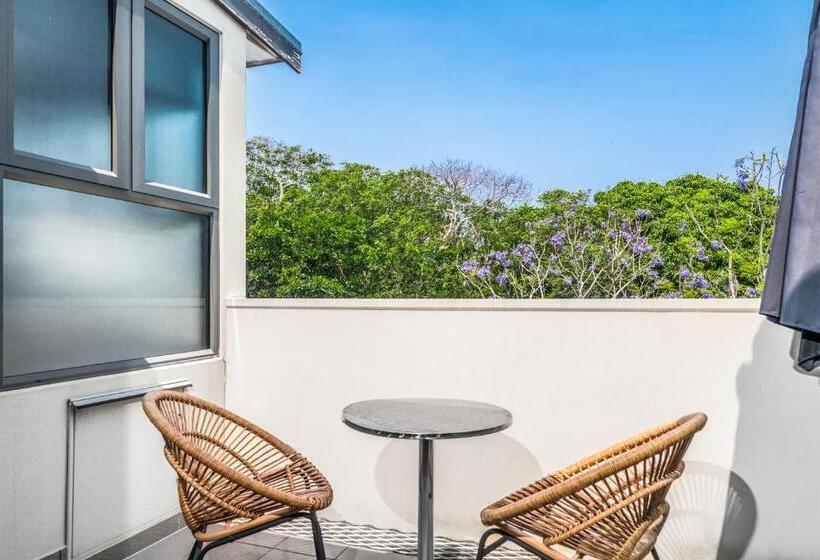 The Butter Factory Byron Bay