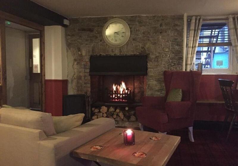 The Globe Inn