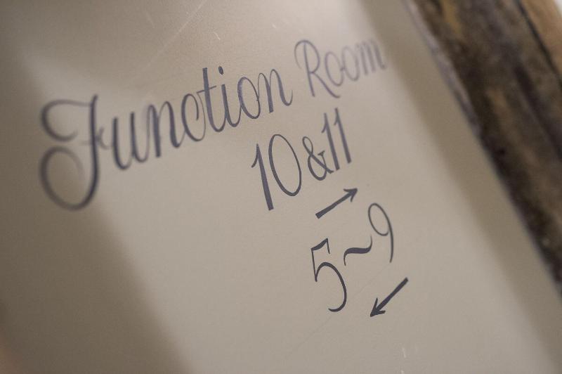 The Ostrich Inn Colnbrook London Heathrow