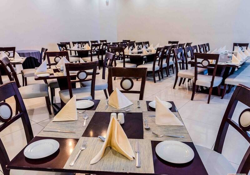 Tlotlo Hotel And Conference Center