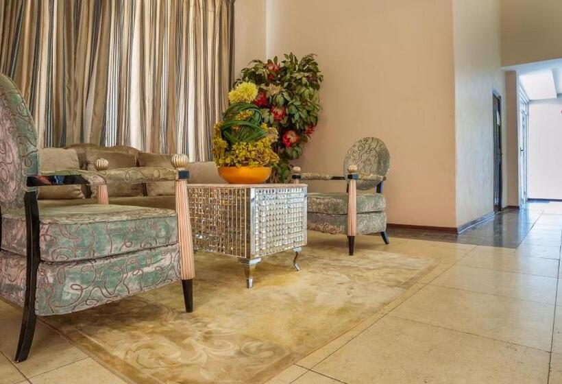 Tlotlo Hotel And Conference Center