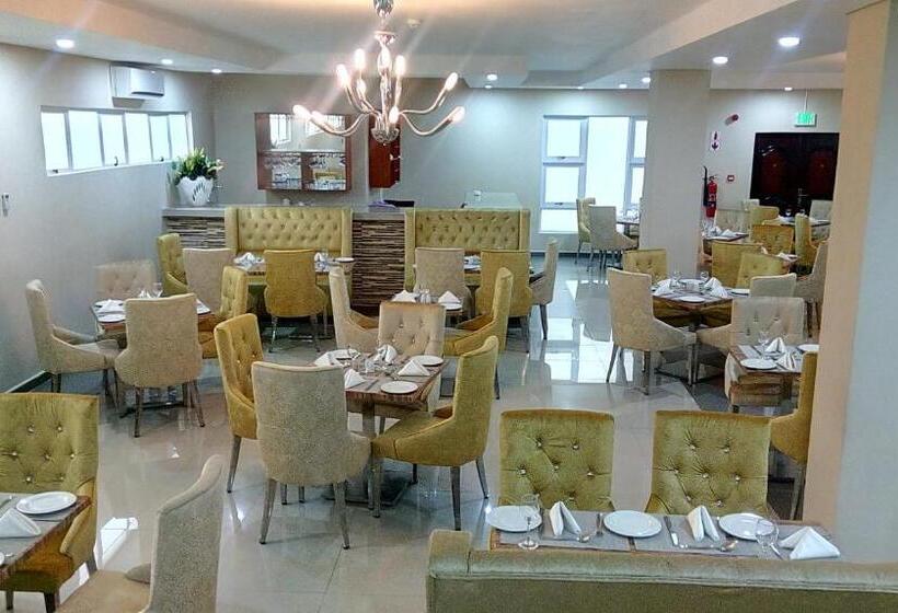 Tlotlo Hotel And Conference Center