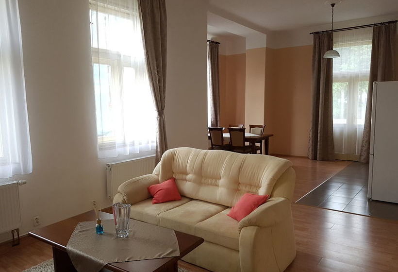 Villa Sofia Apartments