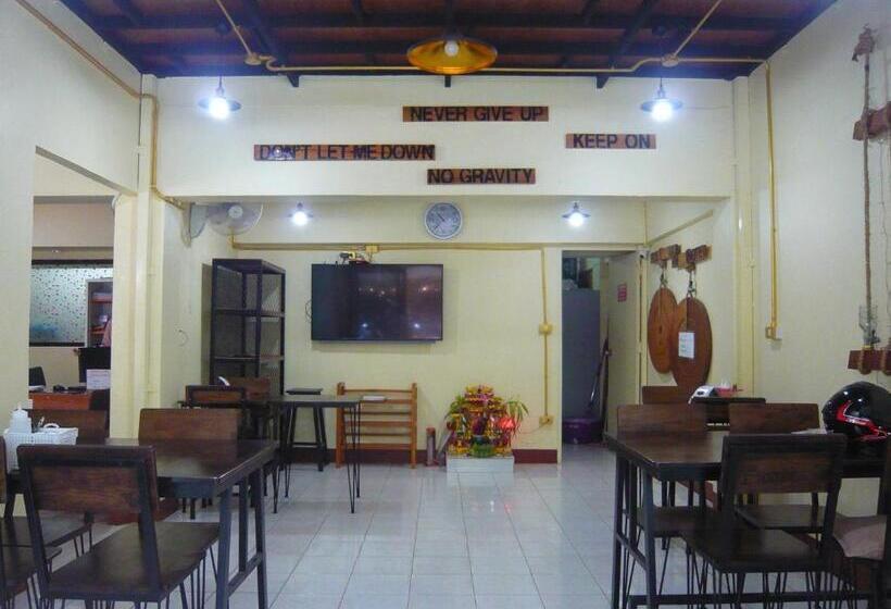 הוסטל 168 Chiang Mai Guesthouse