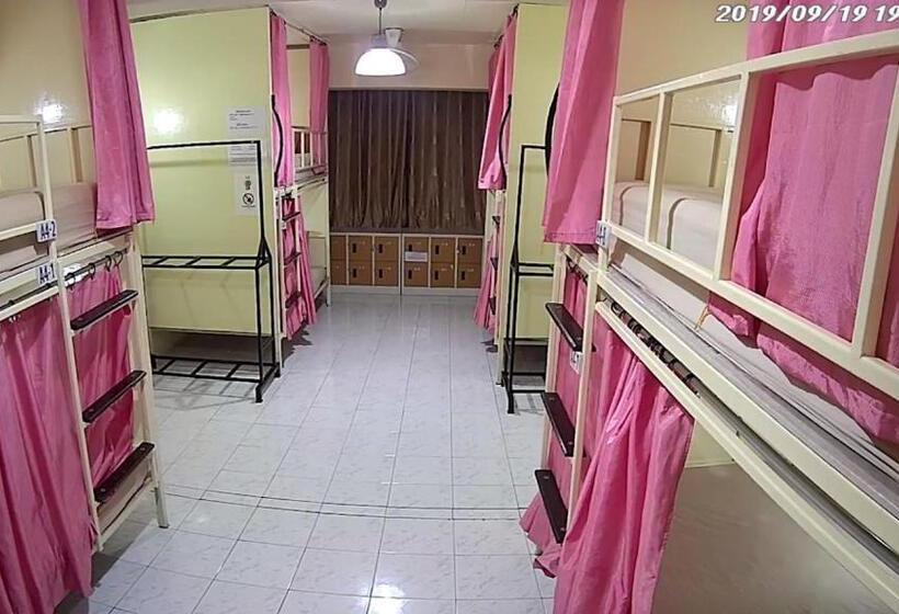 فندق صغير 168 Chiang Mai Guesthouse