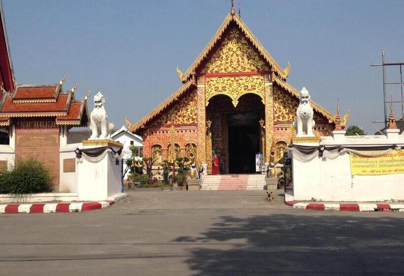 旅馆 Baan Bua Guest House