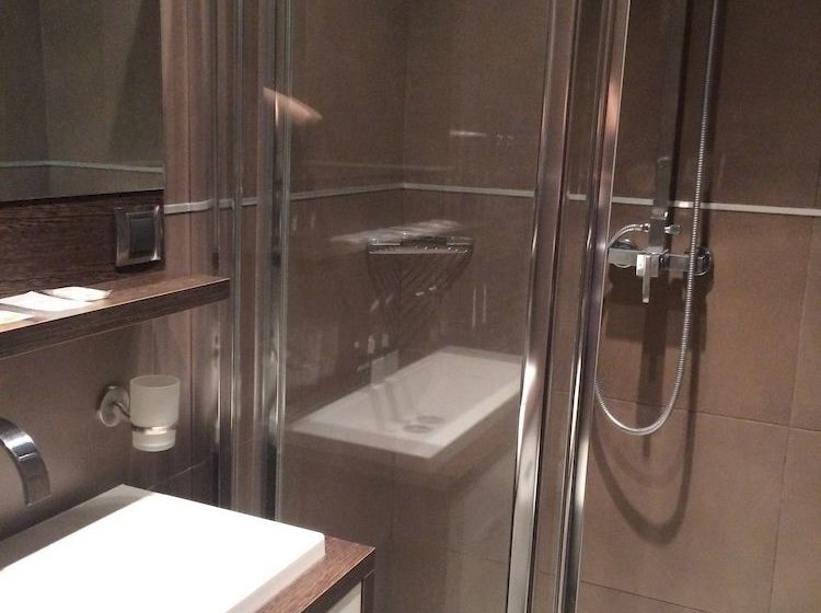 Suites Coronell d'En Vila