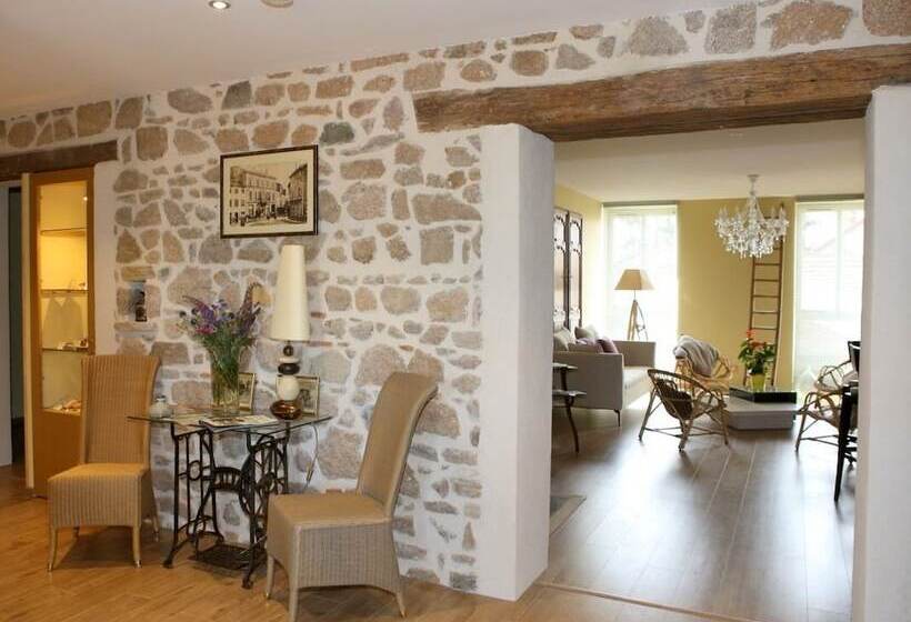 Bed and Breakfast Aux Pierres Magiques