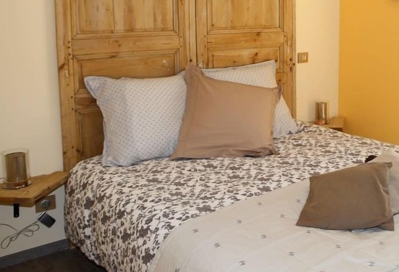 ベッドアンドブレックファースト Aux Pierres Magiques