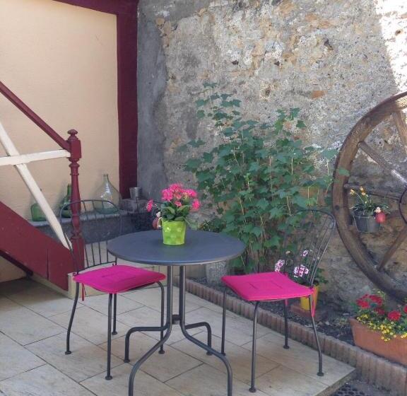 ベッドアンドブレックファースト Chalet Des Palmiers