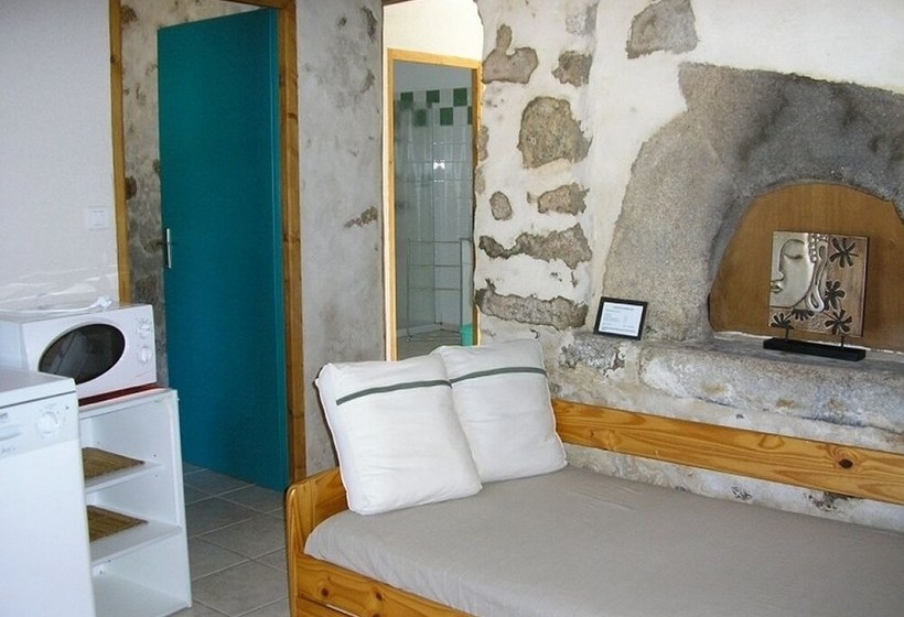 민박 Chambres D Hôtes De La Gondromière