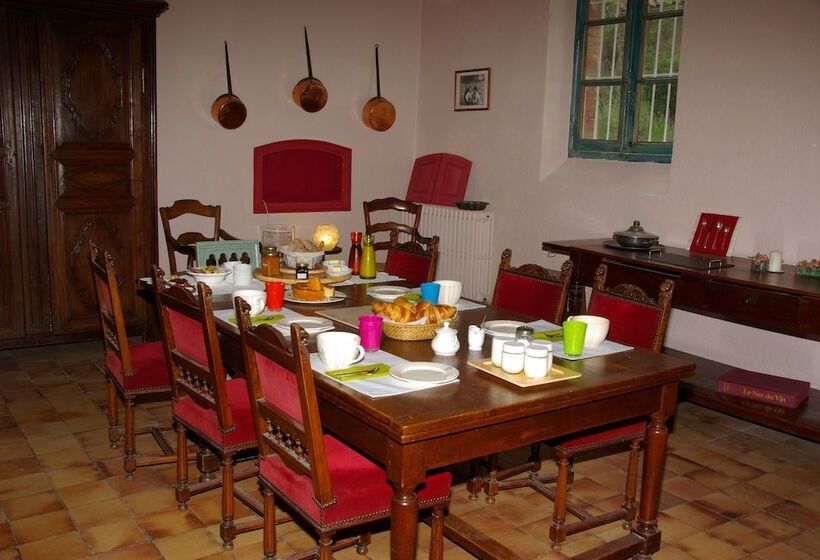 Bed and Breakfast Château De Peyralade