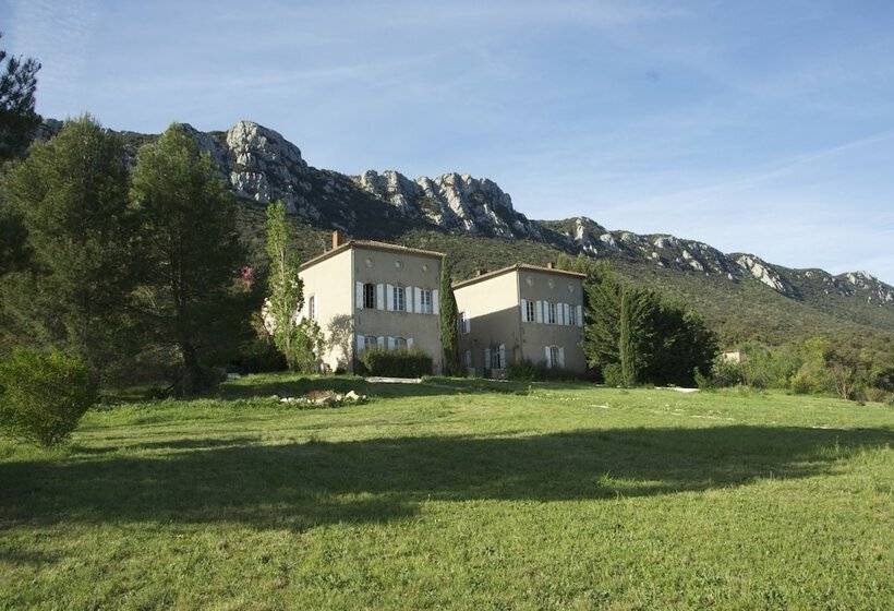 Bed and Breakfast Château De Peyralade