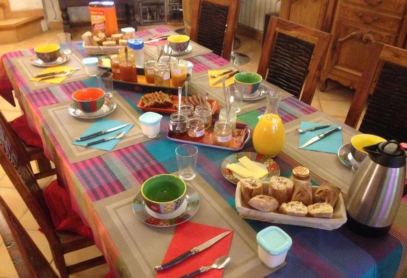 مبيت وإفطار Coins Du Monde