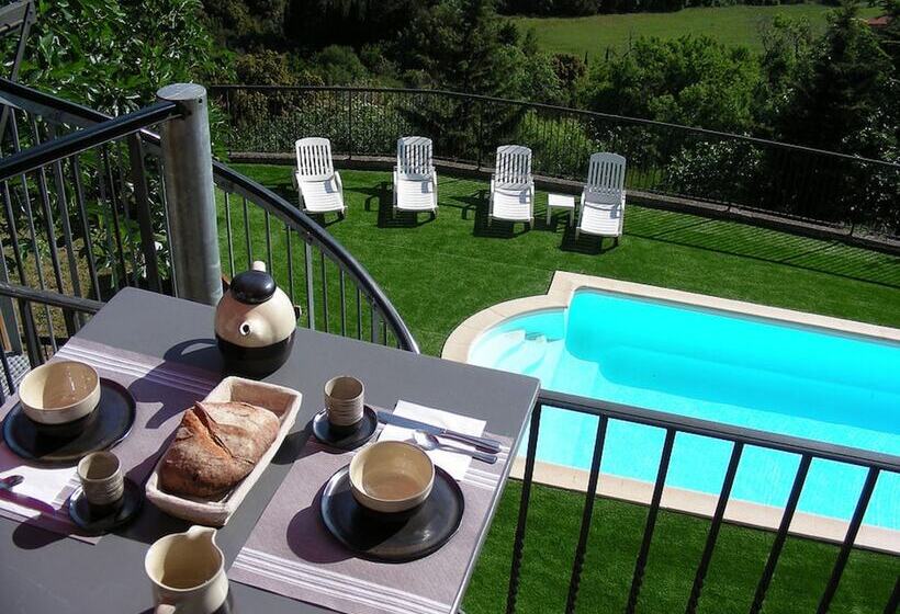 مبيت وإفطار écurie De Cucugnan