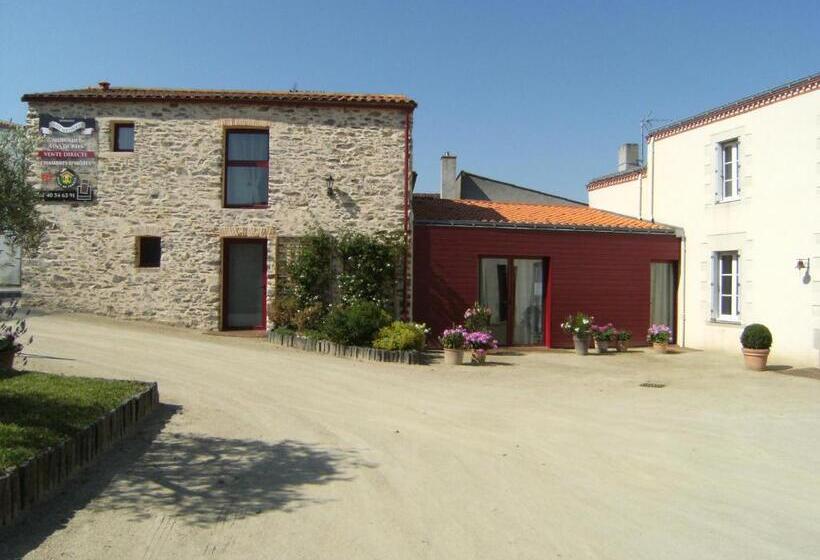 مبيت وإفطار Domaine Du Fief Aux Dames