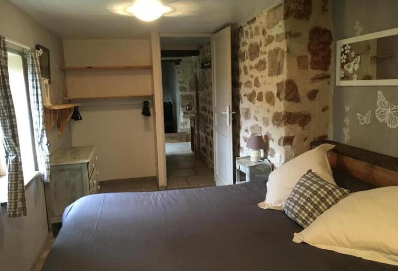 Bed and Breakfast Ecuries De Saint Maurice  Maison D Hôtes De Gondou